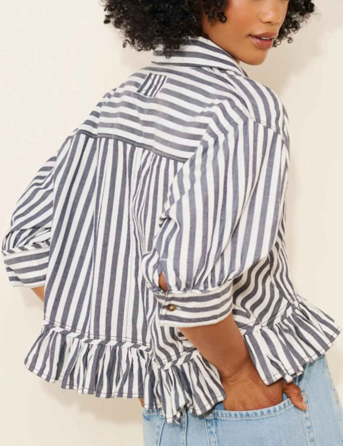 InterNos Womens Striped 3/4 Sleeve Blouse Loose V Neck Button Down Ruffled Hem Vertical Shirt Top with Pocket